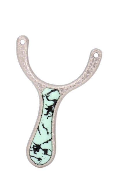 Ergonomic Ice Crack X17 slingshot with wide bow gap for stable aiming.