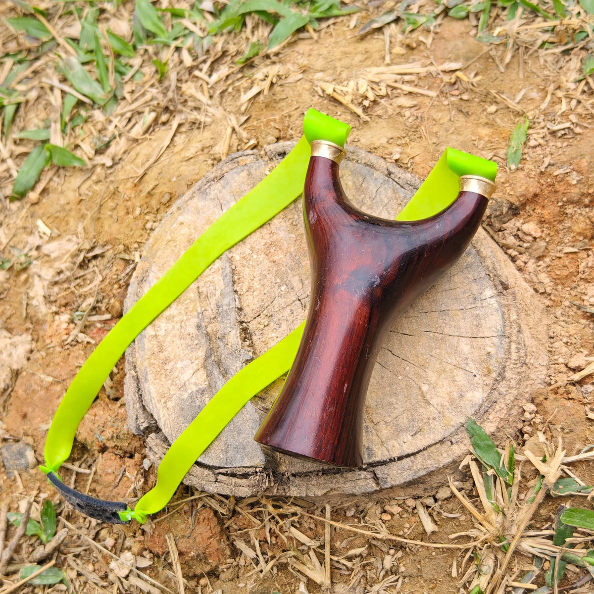 Traditional and modern hybrid slingshot offering stability, accuracy, and natural aesthetics.