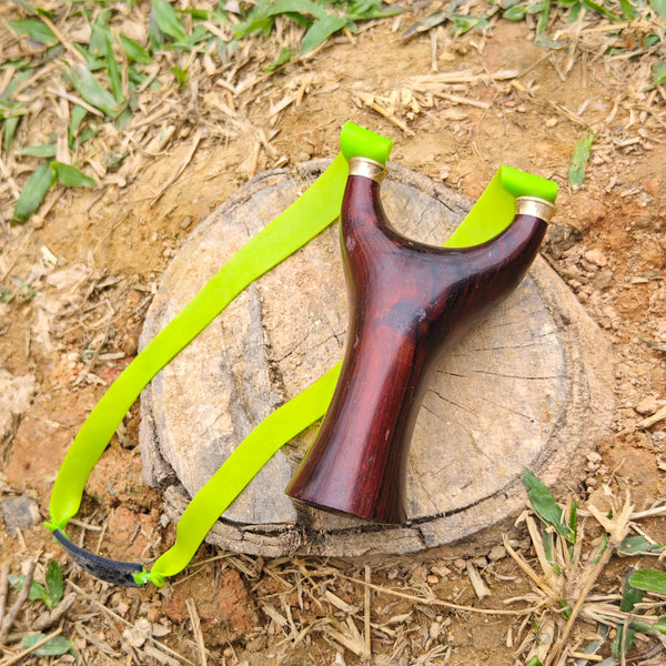 Traditional and modern hybrid slingshot offering stability, accuracy, and natural aesthetics.