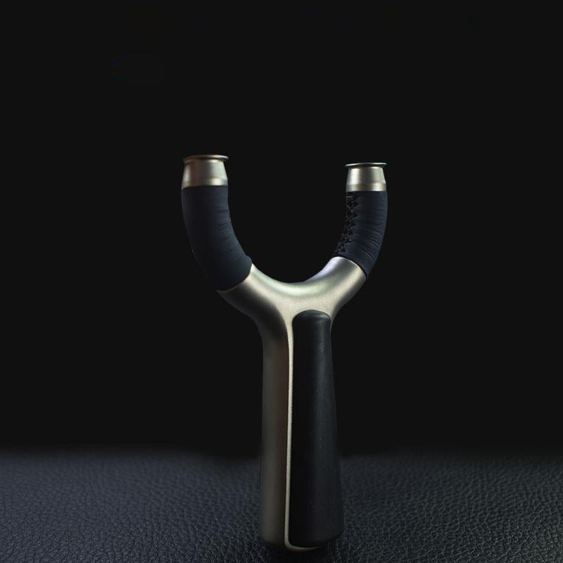 premium collectible slingshot with sleek design
Stylish Azure Tiger slingshot combining function, comfort, and visual appeal.