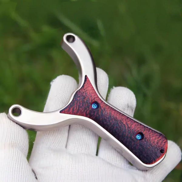 Detailed view of rounded fork tips on Sea wave-X23 slingshot to prevent band wear and extend latex band lifespan.