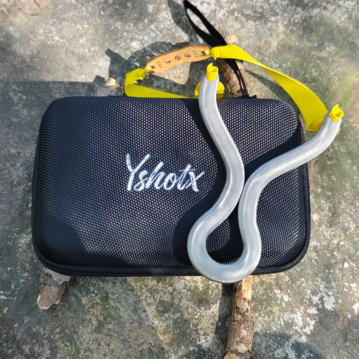 durable tactical slingshot for small game hunting
One-piece stainless steel tactical slingshot engineered for durability, stability, and precise small game hunting shots.
